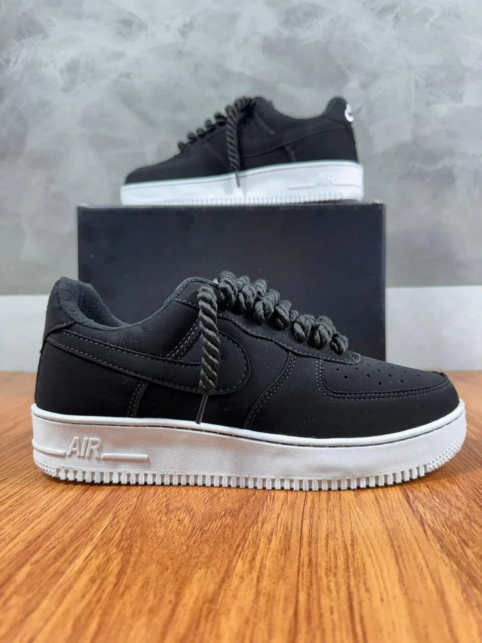 TÊNIS AIR FORCE LINHA LUXO nobuck