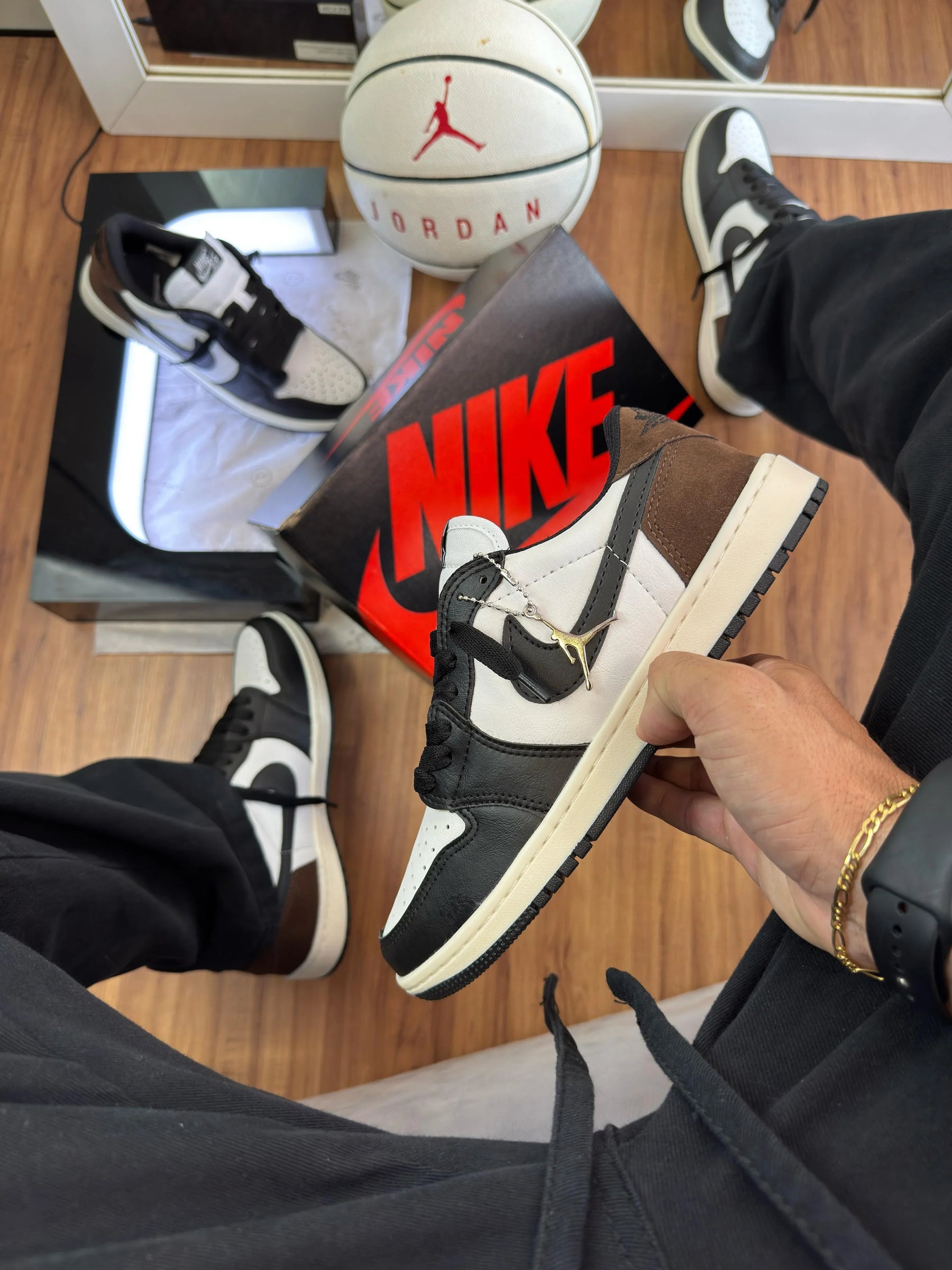 TÊNIS JORDAN TREVIS MOCHA