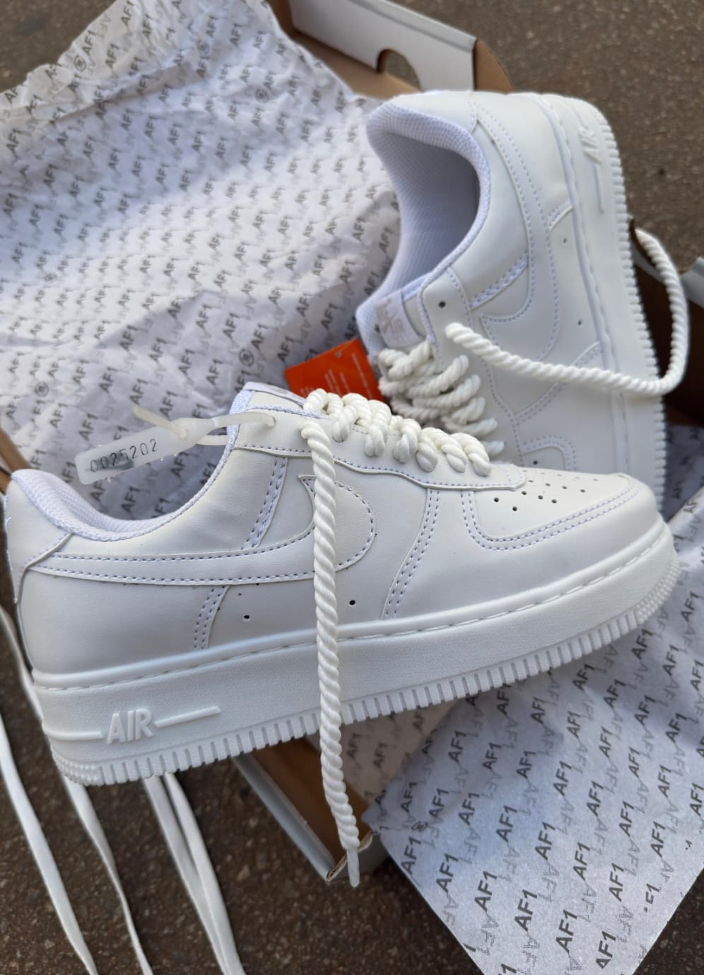 Tênis Air force 1 Corda