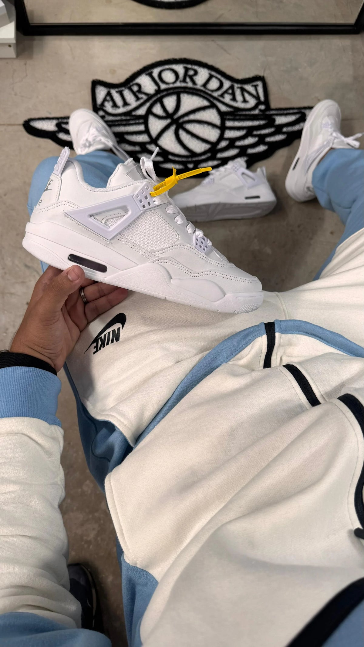TÊNIS AIR Jordan - BRANCO
